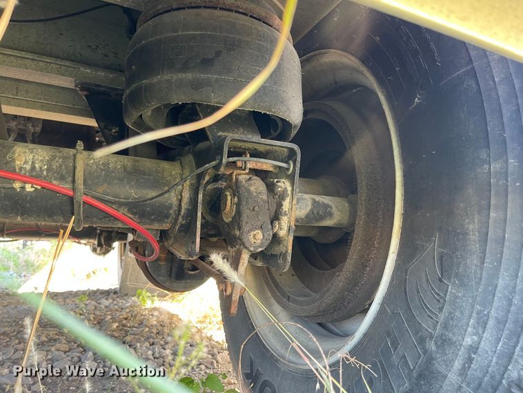 image for item JD9339 2006 Wilson ACF300  flatbed trailer