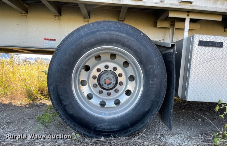 image for item JD9339 2006 Wilson ACF300  flatbed trailer