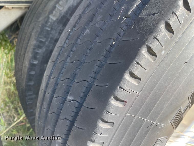 image for item JD9339 2006 Wilson ACF300  flatbed trailer