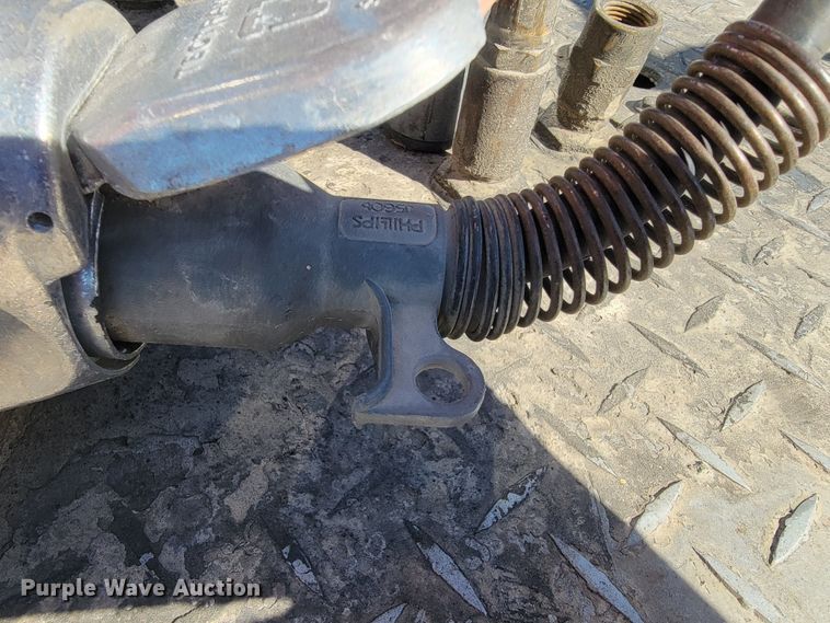 image for item JL9364 2003 Trail-Eze TE701  drop tilt deck equipment trailer