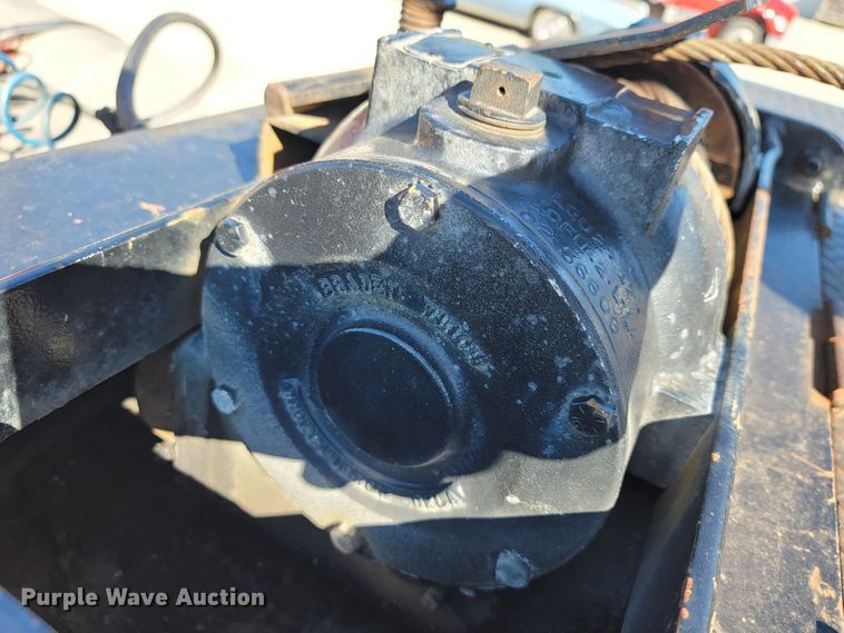 image for item JL9364 2003 Trail-Eze TE701  drop tilt deck equipment trailer