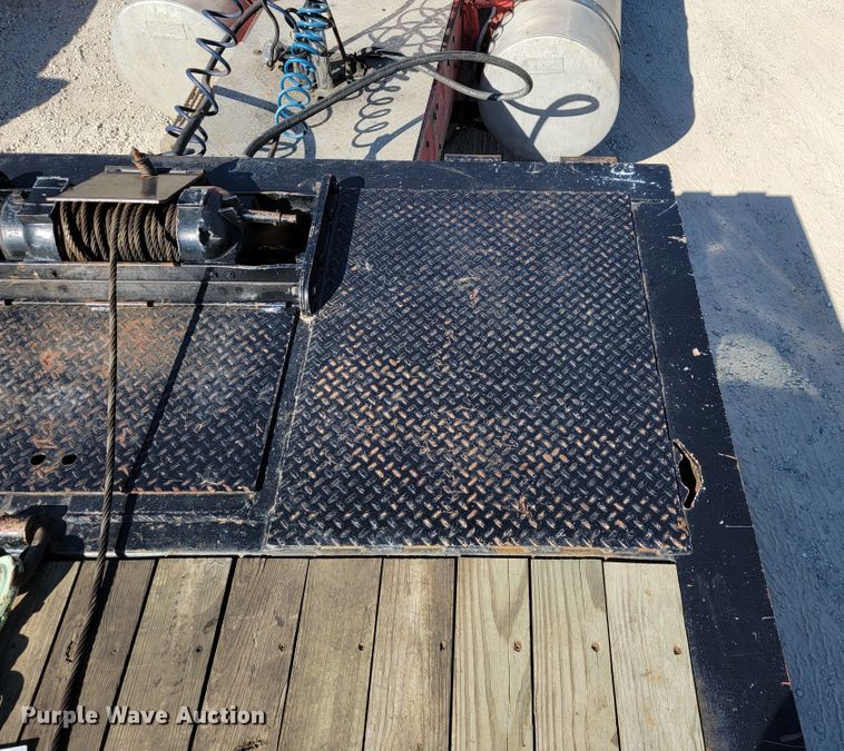 image for item JL9364 2003 Trail-Eze TE701  drop tilt deck equipment trailer