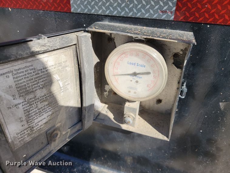 image for item JL9364 2003 Trail-Eze TE701  drop tilt deck equipment trailer