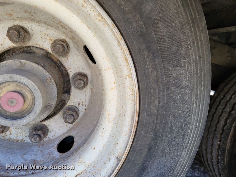 image for item JL9364 2003 Trail-Eze TE701  drop tilt deck equipment trailer