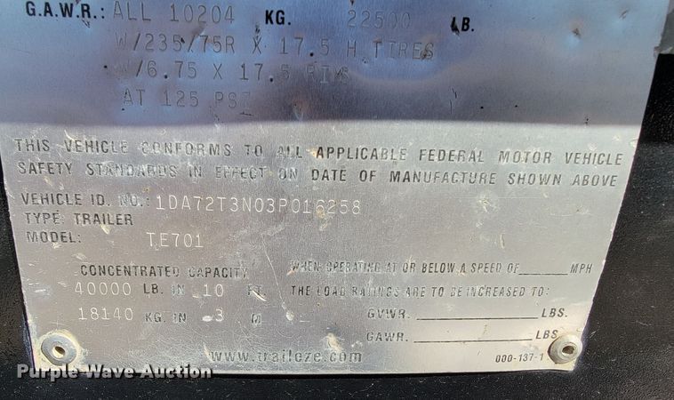 image for item JL9364 2003 Trail-Eze TE701  drop tilt deck equipment trailer