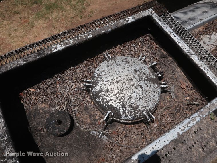 image for item JR9446 1966 Butler  tank trailer