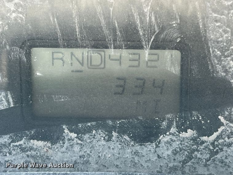 image for item JX9366 2003 International 7400  truck cab and chassis