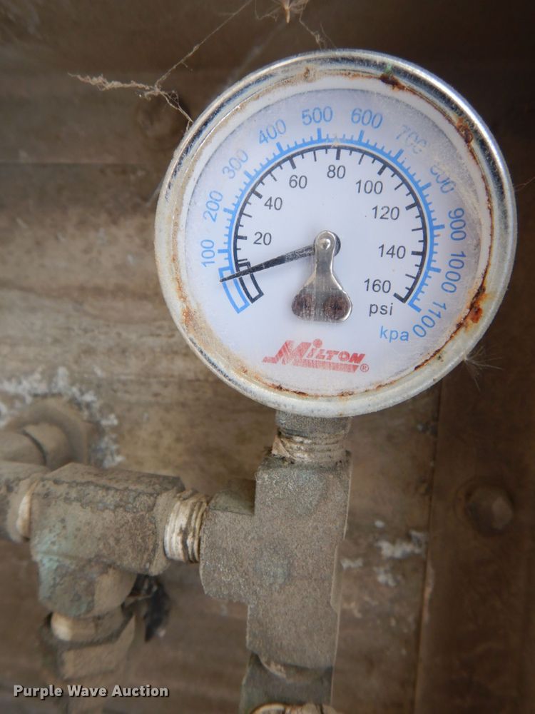 image for item JY9270 2006 Tremcar TRA/REM  pneumatic dry bulk trailer