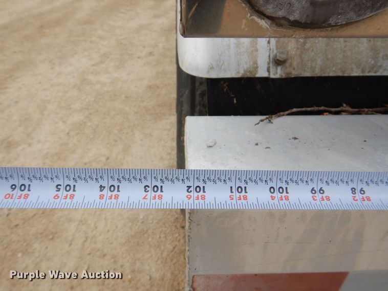 image for item JY9270 2006 Tremcar TRA/REM  pneumatic dry bulk trailer