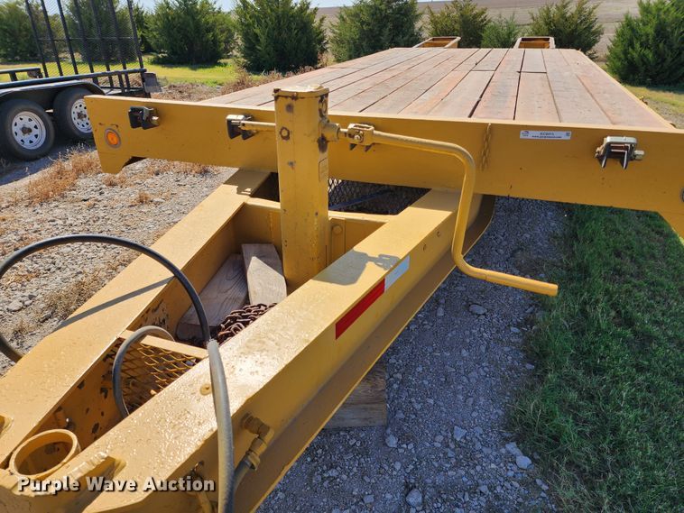 image for item KC9415 1996 Towmaster T40  equipment trailer