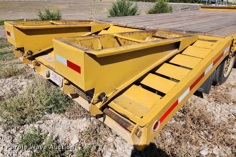 image for item KC9415 1996 Towmaster T40  equipment trailer