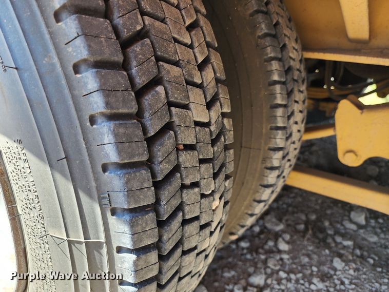 image for item KC9415 1996 Towmaster T40  equipment trailer