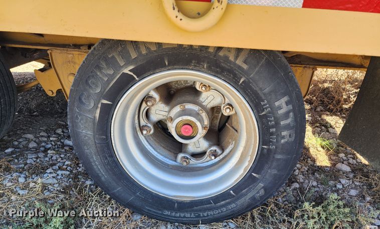 image for item KC9415 1996 Towmaster T40  equipment trailer