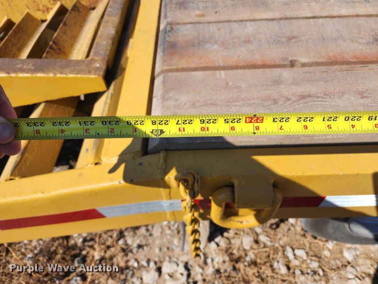 image for item KC9415 1996 Towmaster T40  equipment trailer