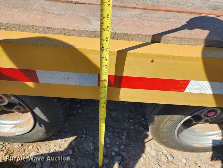 image for item KC9415 1996 Towmaster T40  equipment trailer