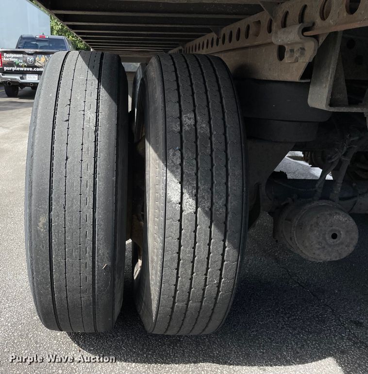 image for item KF9487 2006 Hyundai Translead V12530152-AJS  dry van trailer