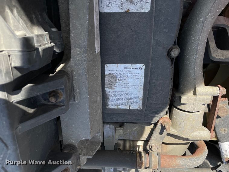 image for item KF9488 2012 Freightliner Cascadia 125  semi truck