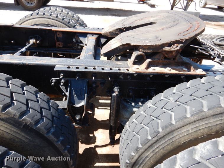 image for item KP9296 1998 Mack CH613  semi truck