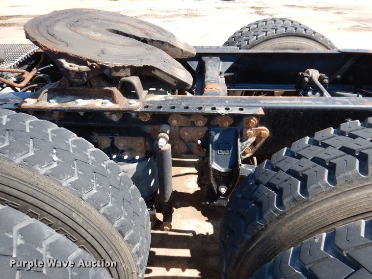 image for item KP9296 1998 Mack CH613  semi truck