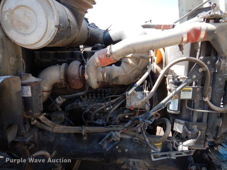 image for item KP9296 1998 Mack CH613  semi truck