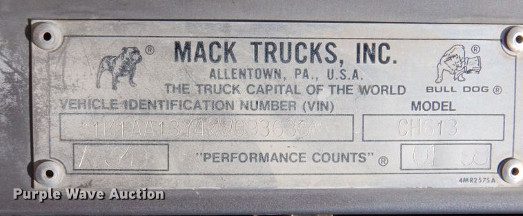 image for item KP9296 1998 Mack CH613  semi truck