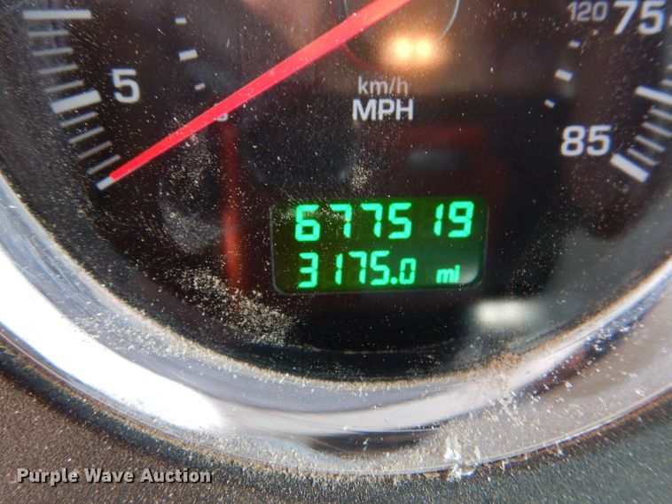 image for item LB9955 2015 Kenworth T800  semi truck