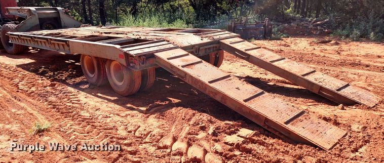 image for item LK9125 1968 Iron Works Wausau  equipment trailer