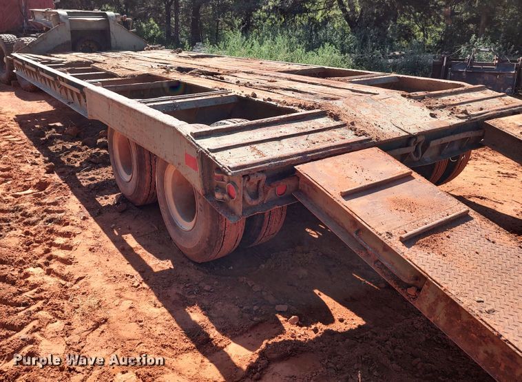 image for item LK9125 1968 Iron Works Wausau  equipment trailer