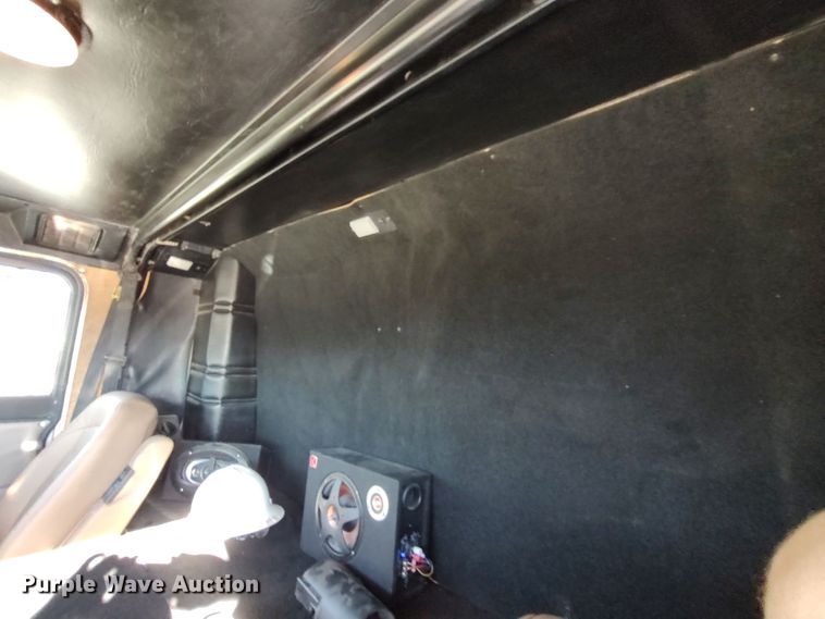 image for item LK9270 1999 Peterbilt 362  semi truck