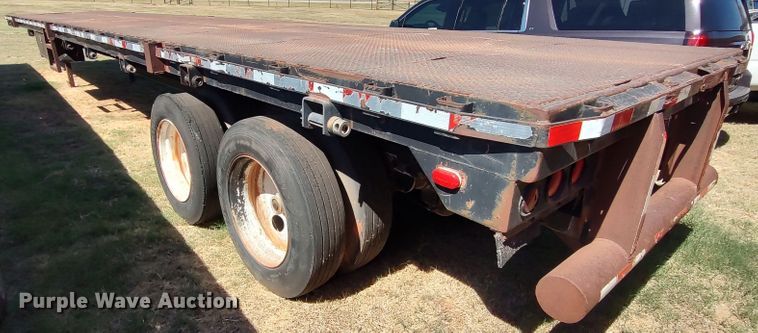 image for item LK9851 1981 Nabors  flatbed trailer