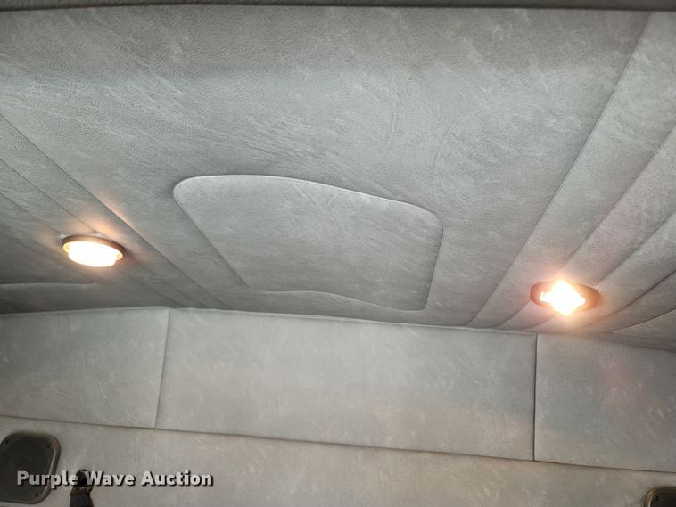 image for item LM9773 2014 Mack CXU613  semi truck