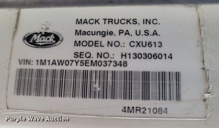 image for item LM9773 2014 Mack CXU613  semi truck