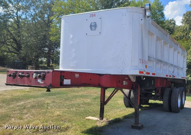 image for item LM9774 2001 RSTR 7418622009648LT  end dump trailer