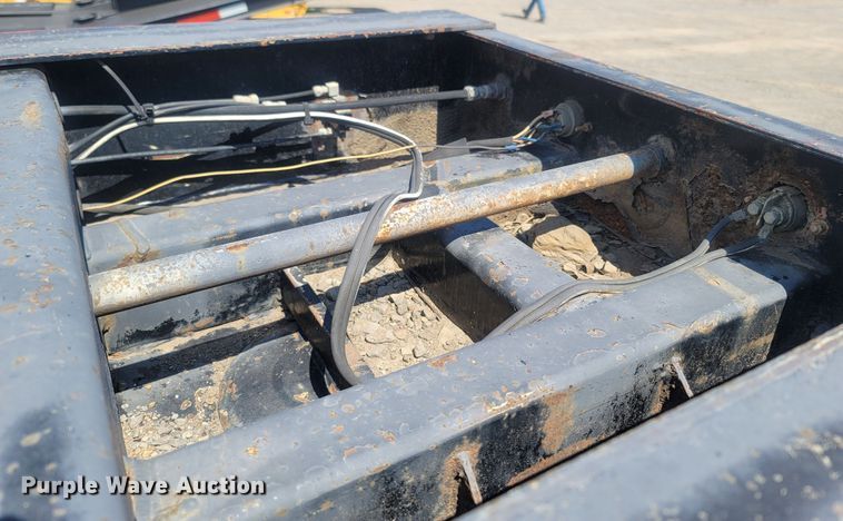 image for item LM9774 2001 RSTR 7418622009648LT  end dump trailer