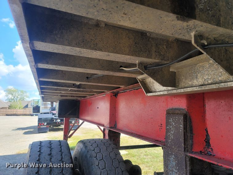 image for item LM9774 2001 RSTR 7418622009648LT  end dump trailer