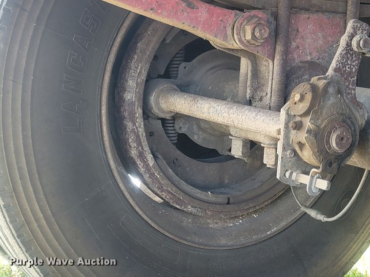 image for item LM9774 2001 RSTR 7418622009648LT  end dump trailer