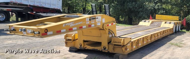 image for item LM9775 1999 Eager Beaver  lowboy equipment trailer