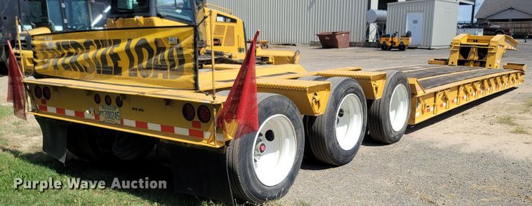 image for item LM9775 1999 Eager Beaver  lowboy equipment trailer