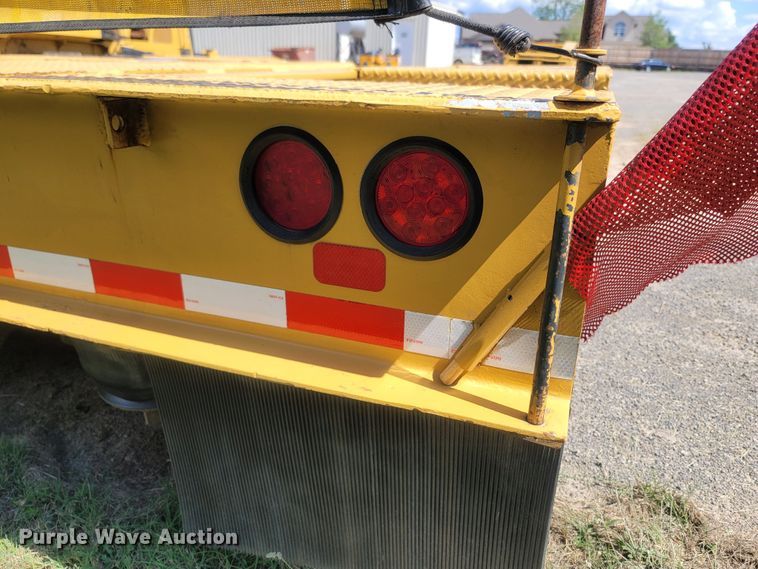 image for item LM9775 1999 Eager Beaver  lowboy equipment trailer