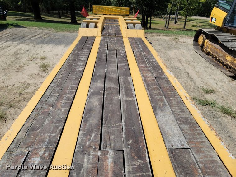 image for item LM9775 1999 Eager Beaver  lowboy equipment trailer