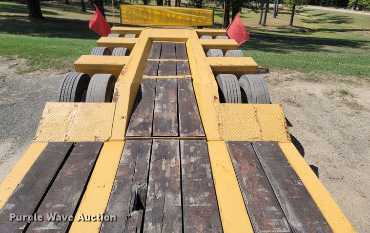 image for item LM9775 1999 Eager Beaver  lowboy equipment trailer