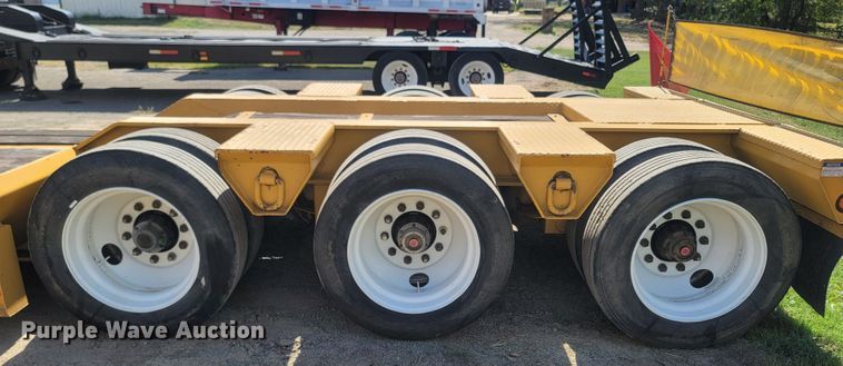 image for item LM9775 1999 Eager Beaver  lowboy equipment trailer