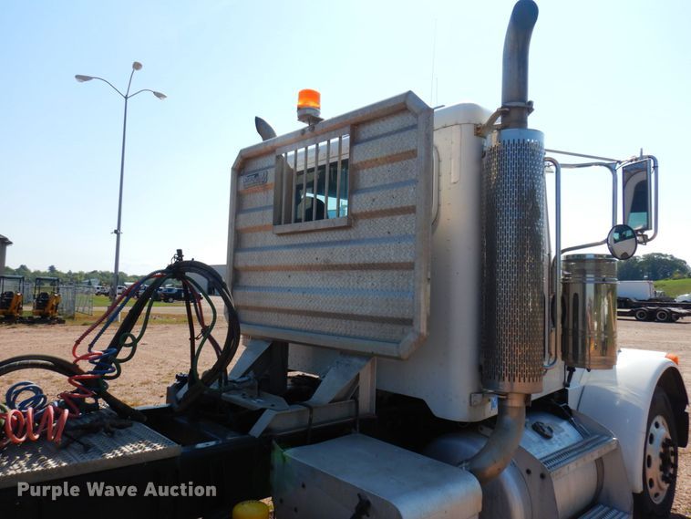 image for item MH9150 2007 Peterbilt 379  semi truck