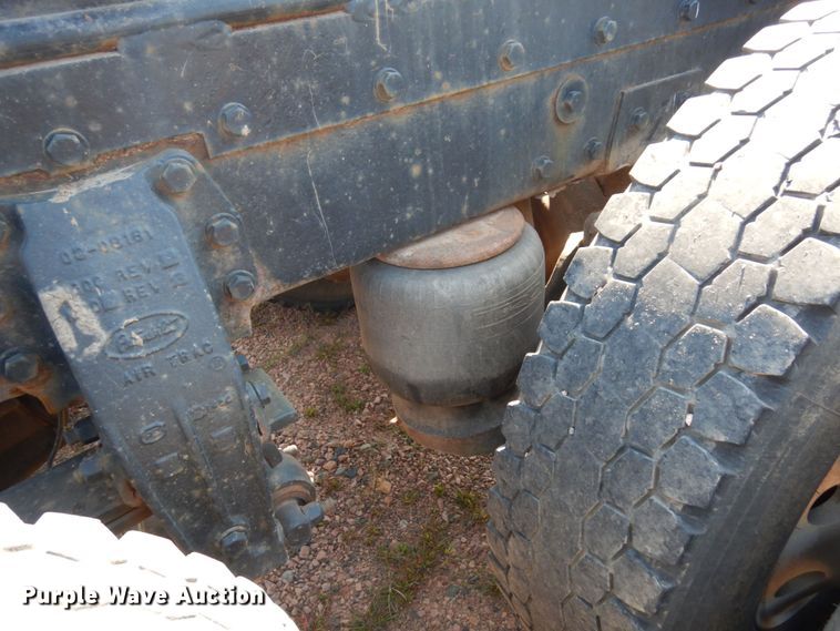 image for item MH9150 2007 Peterbilt 379  semi truck