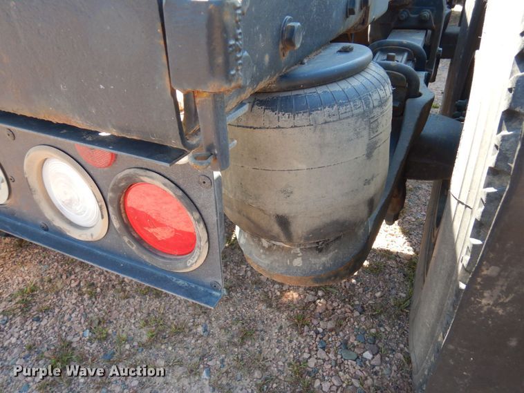 image for item MH9150 2007 Peterbilt 379  semi truck