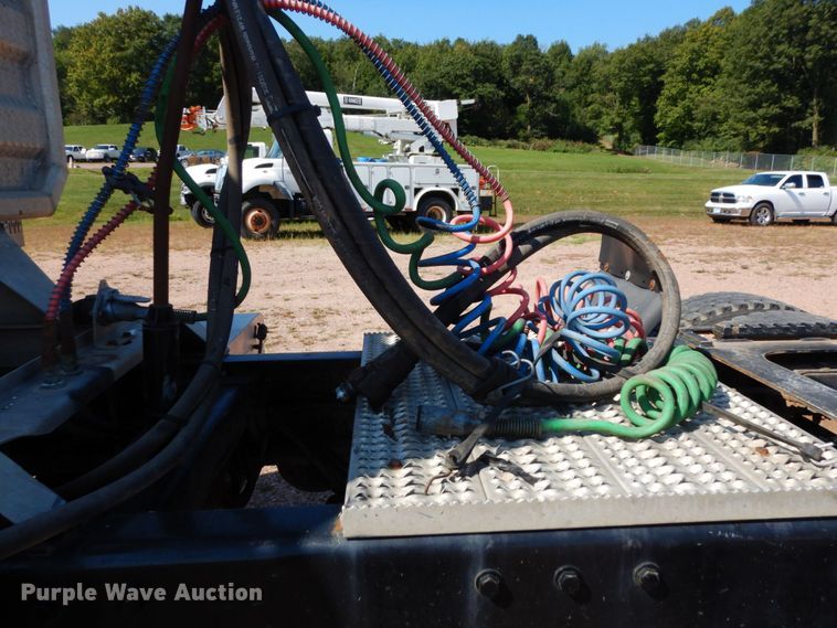 image for item MH9150 2007 Peterbilt 379  semi truck