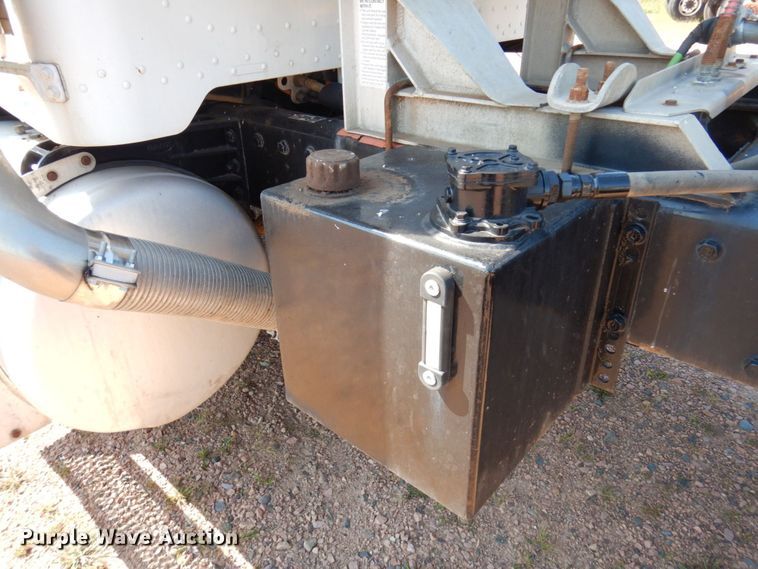 image for item MH9150 2007 Peterbilt 379  semi truck