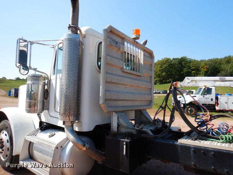 image for item MH9150 2007 Peterbilt 379  semi truck