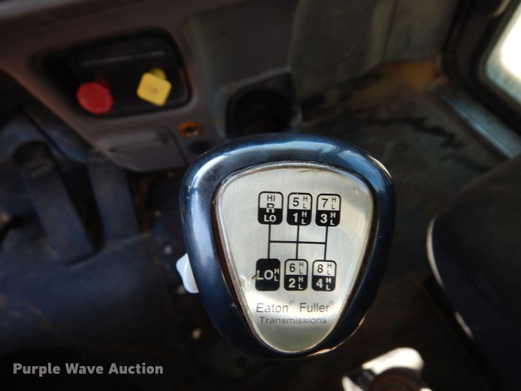 image for item MH9150 2007 Peterbilt 379  semi truck