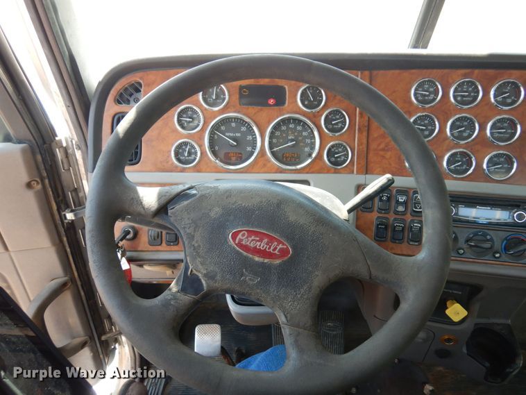 image for item MH9150 2007 Peterbilt 379  semi truck